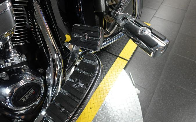 2019 Harley-Davidson Street Glide FLHX