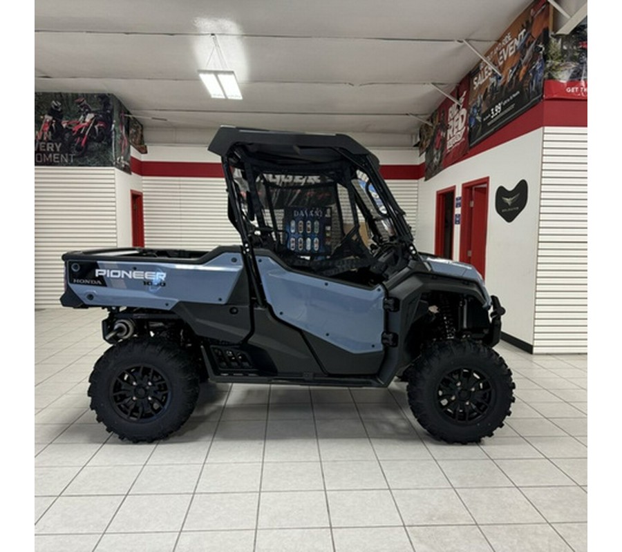 2024 Honda Pioneer 1000 Deluxe