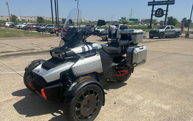 2025 Can-Am Canyon? XT