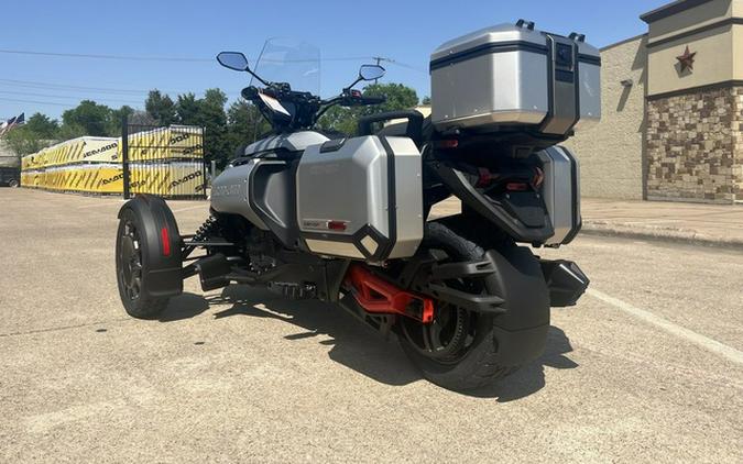 2025 Can-Am Canyon? XT