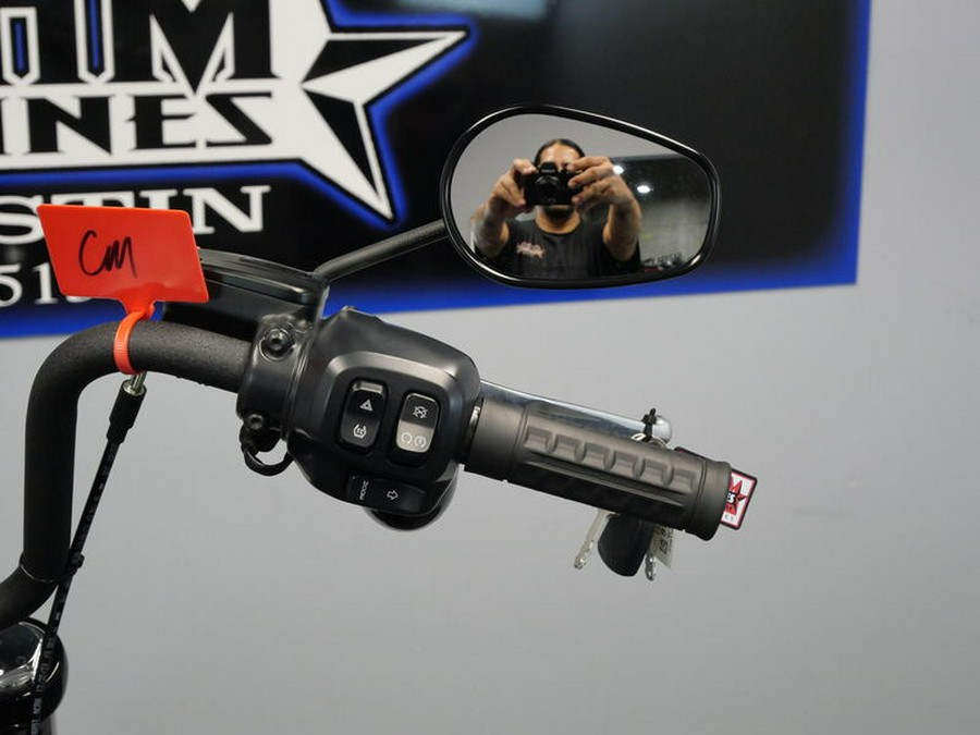 2025 Harley-Davidson® FXBB - Street Bob®