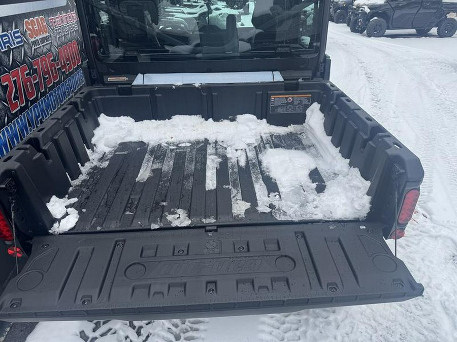 2026 Can-Am® Defender MAX DPS CAB HD10