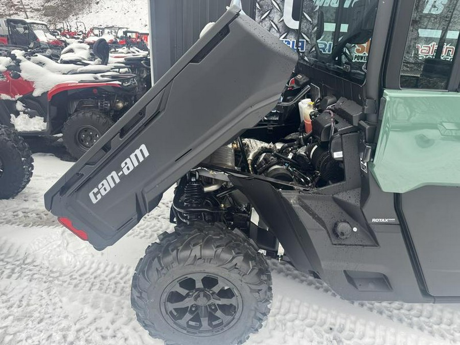 2026 Can-Am® Defender MAX DPS CAB HD10