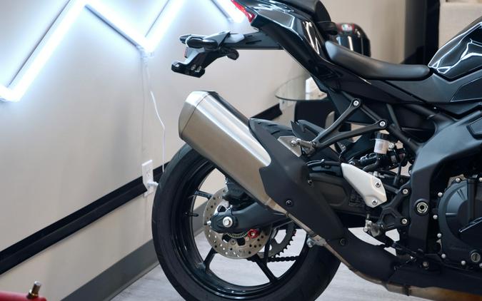 2025 Kawasaki ZX4R ABS