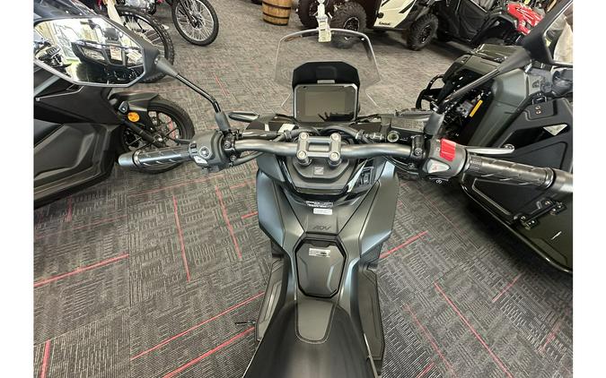 2027 ADV160AV - Honda