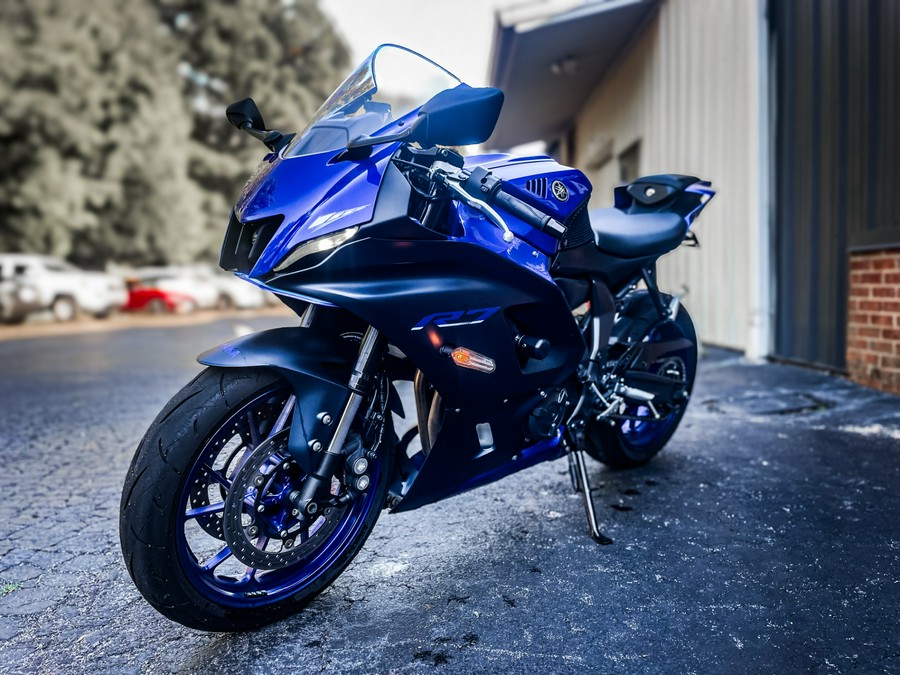 2022 YAMAHA YZF-R7