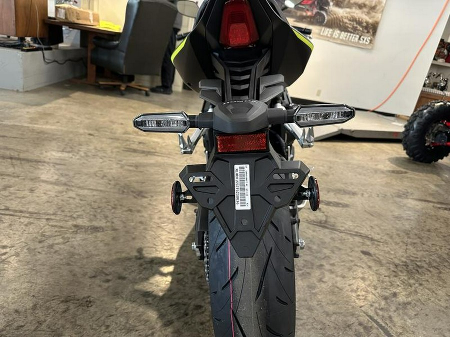 2026 Honda® CBR650R E-Clutch