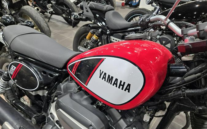 2017 YAMAHA SCR950