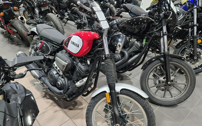 2017 YAMAHA SCR950
