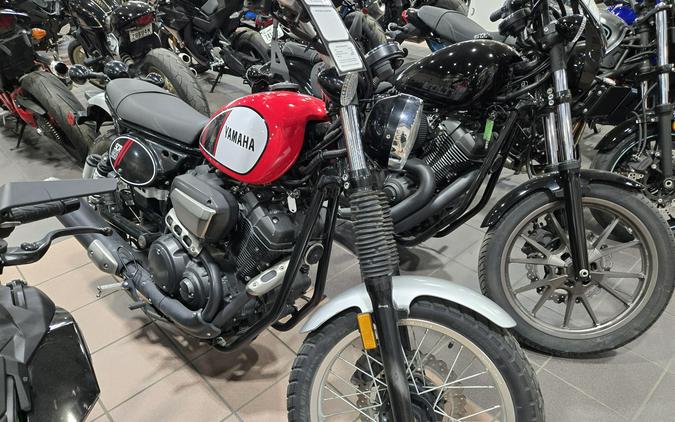 2017 YAMAHA SCR950