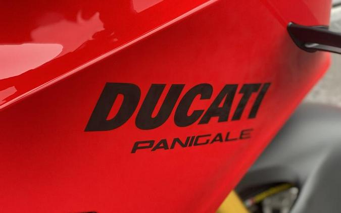 2024 Ducati Panigale V4 S Red