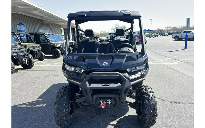 2024 Can-Am Defender XT HD10