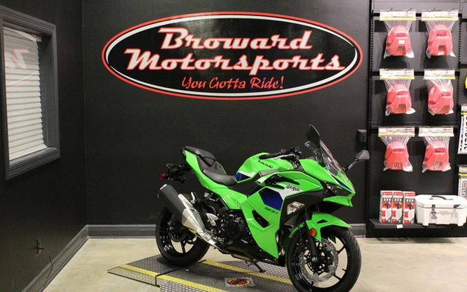 2026 Kawasaki Ninja 500 Metallic Flat Spark Black