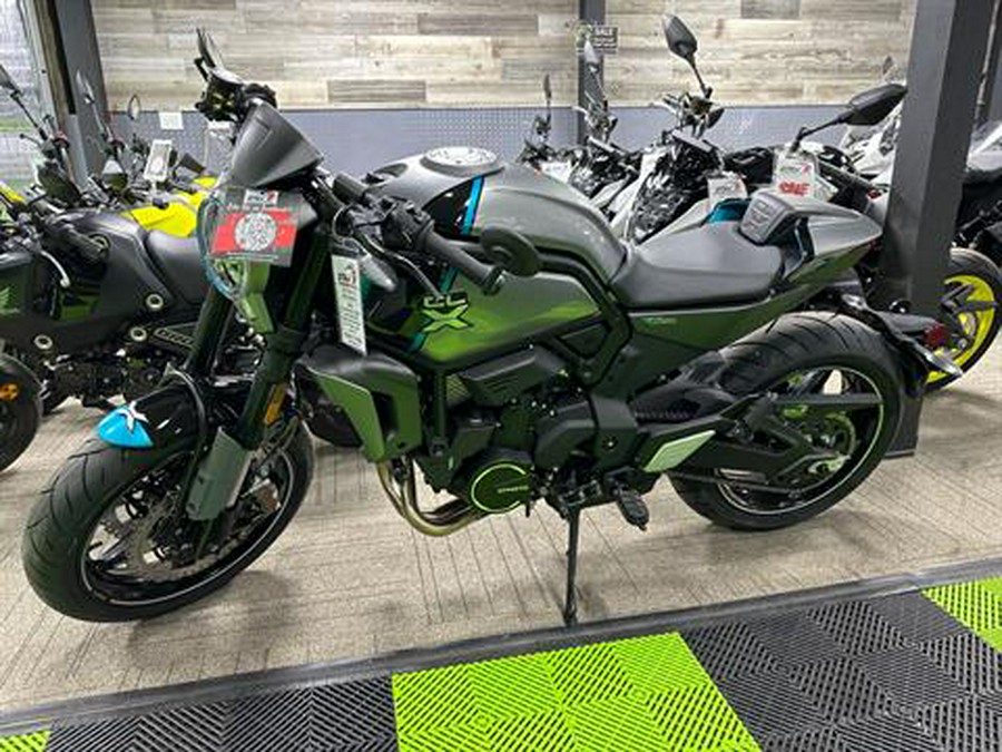 2023 CFMOTO 700CL-X Sport