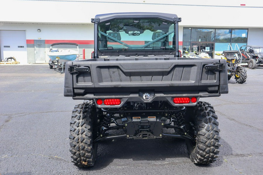 2024 Can-Am® Defender 6x6 Limited HD10