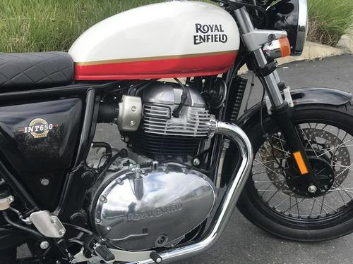 2020 Royal Enfield INT650 MC Commute Review Photo Gallery