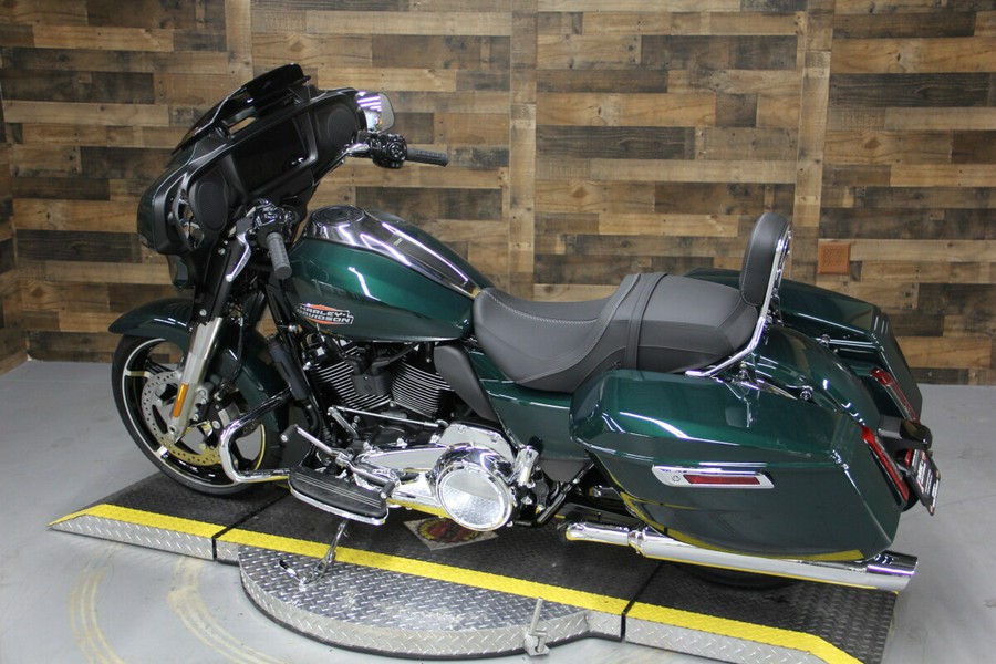 2024 Harley-Davidson Street Glide® Alpine Green