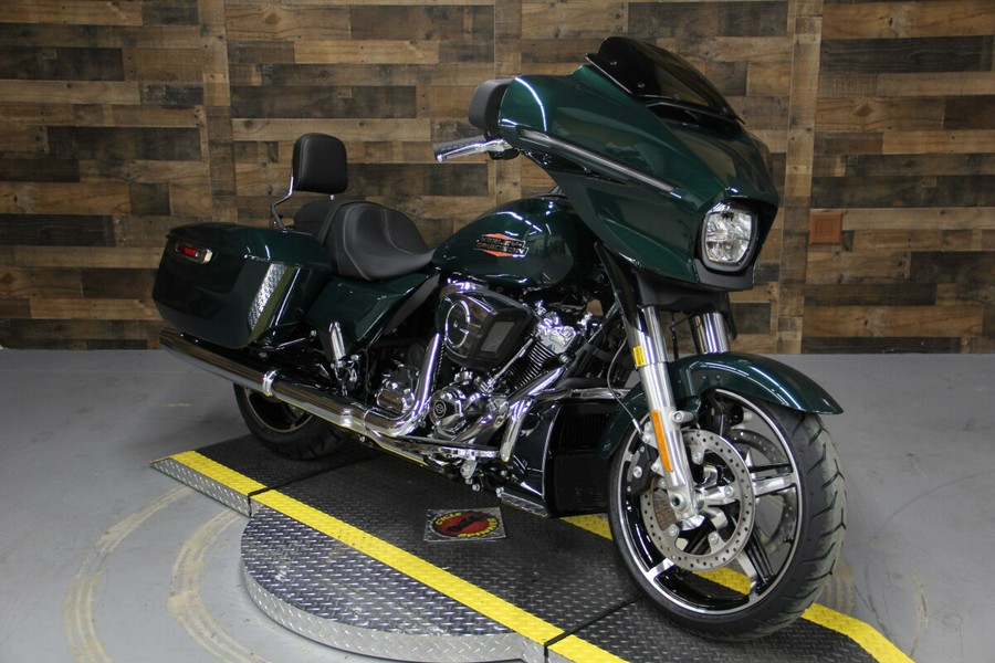 2024 Harley-Davidson Street Glide® Alpine Green