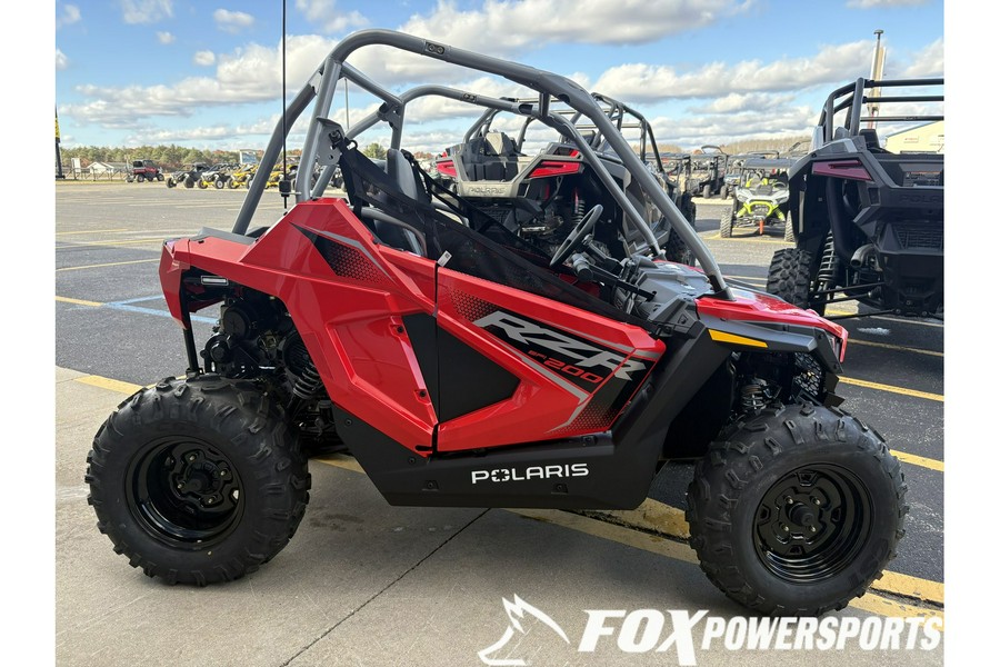 2026 Polaris RZR 200 EFI