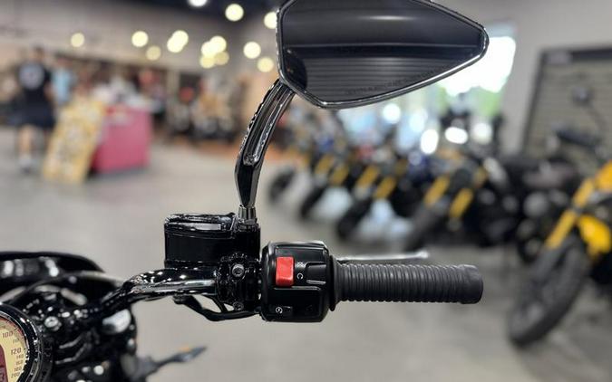 2016 Indian Motorcycle® Scout® Thunder Black