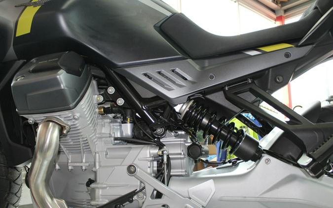 2025 Moto Guzzi Stelvio