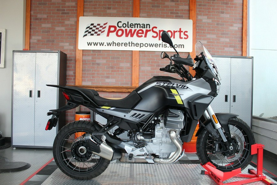 2025 Moto Guzzi Stelvio