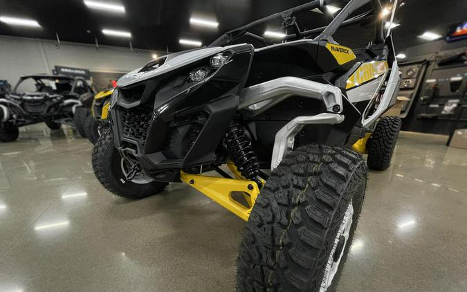 2024 Can-Am® Maverick R 999T DCT