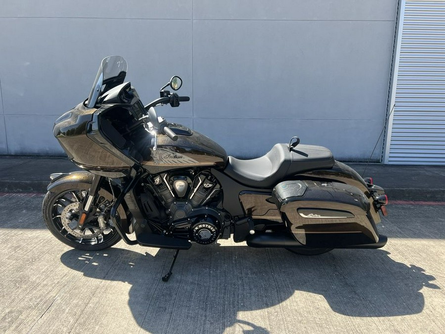 2024 Indian Motorcycle® Challenger® Dark Horse® Icon Smoky Quartz Metallic Pearl/Black Metallic