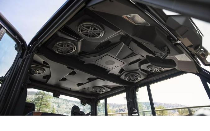 2026 Can-Am Defender MAX HD7