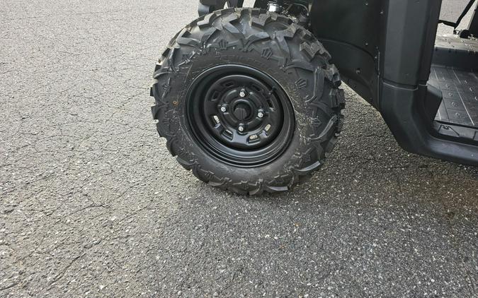 2026 Can-Am Defender MAX HD7