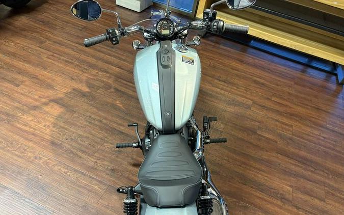 2025 Indian Motorcycle® Scout® Sixty Classic Limited Frost Silver