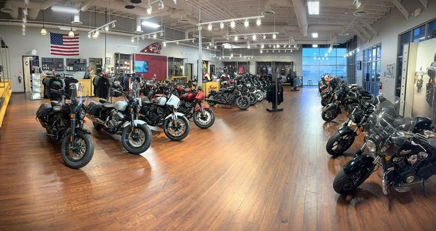 2025 Indian Motorcycle® Scout® Sixty Classic Limited Frost Silver