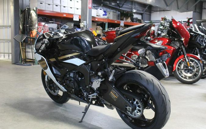 2026 Kawasaki Ninja® ZX™-6R Base