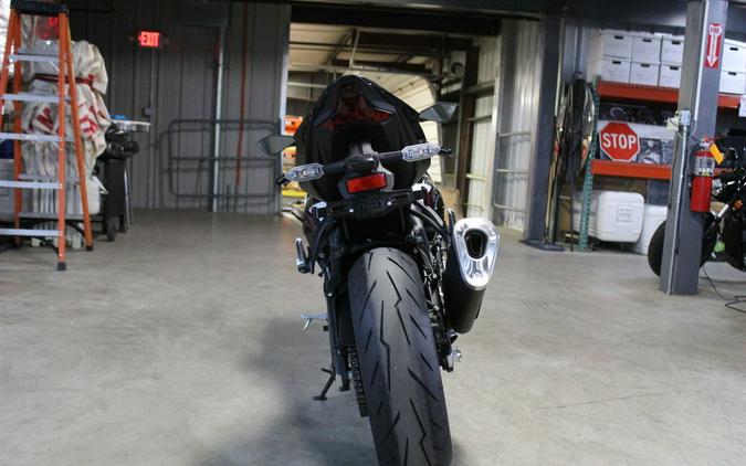 2026 Kawasaki Ninja® ZX™-6R Base