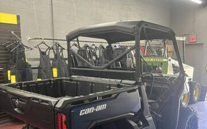 2025 Can-Am Defender
