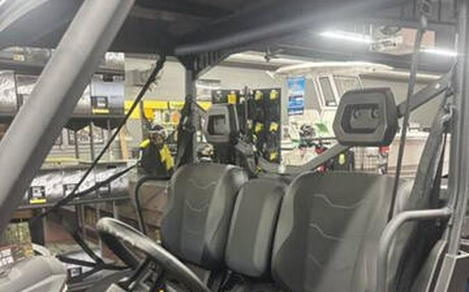 2025 Can-Am Defender