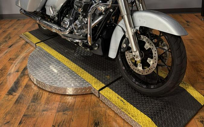 2023 Harley-Davidson Road Glide ATLAS SLV MTLIC