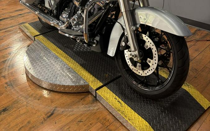 2023 Harley-Davidson Road Glide ATLAS SLV MTLIC