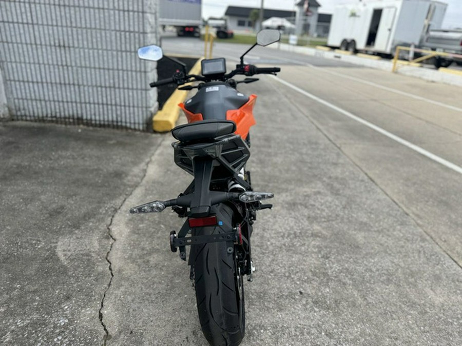 2024 KTM 250 Duke