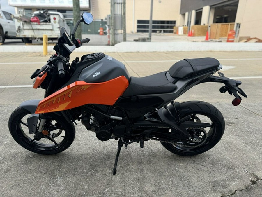 2024 KTM 250 Duke