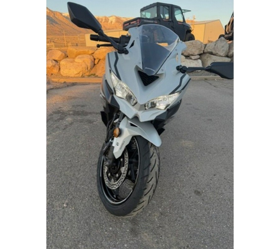 2025 Kawasaki NINJA ZX-4RR ABS