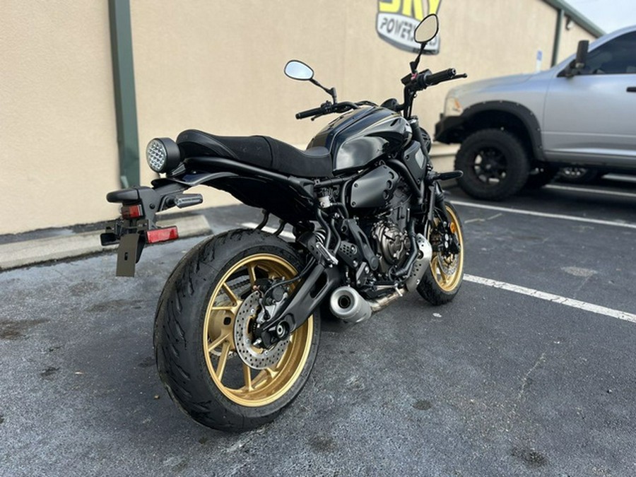 2025 Yamaha XSR 700