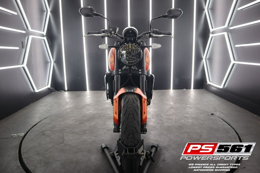 2023 Triumph TRIDENT