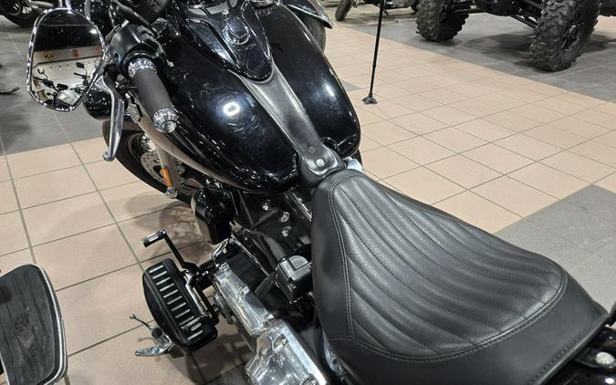 2016 HARLEY SOFTAIL SLIM