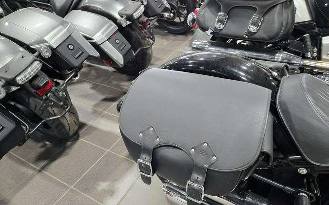 2016 HARLEY SOFTAIL SLIM