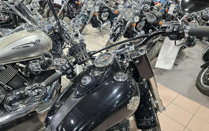 2016 HARLEY SOFTAIL SLIM