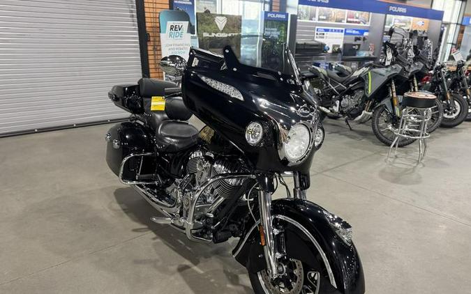 2019 Indian Motorcycle® Chieftain® Classic Thunder Black