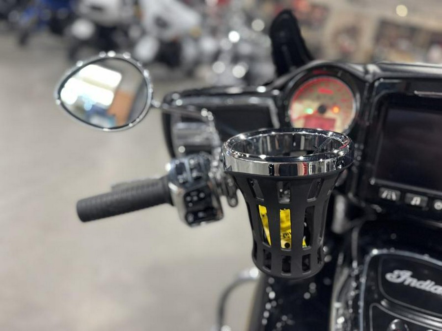 2019 Indian Motorcycle® Chieftain® Classic Thunder Black