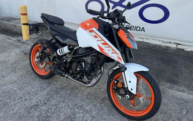 2024 KTM 250 Duke