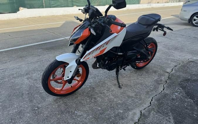 2024 KTM 250 Duke